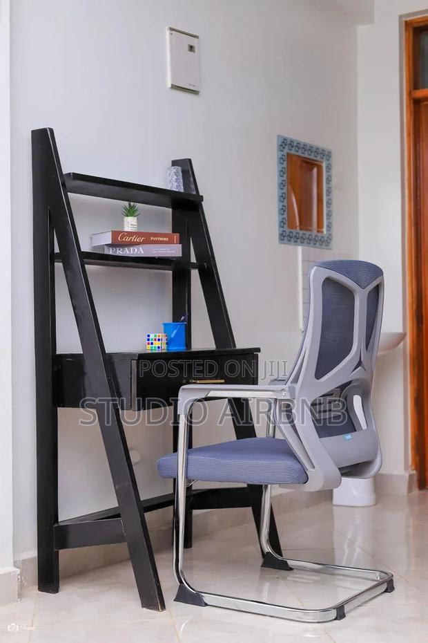 One Bedroom Airbnb Meru - thumbnail 7