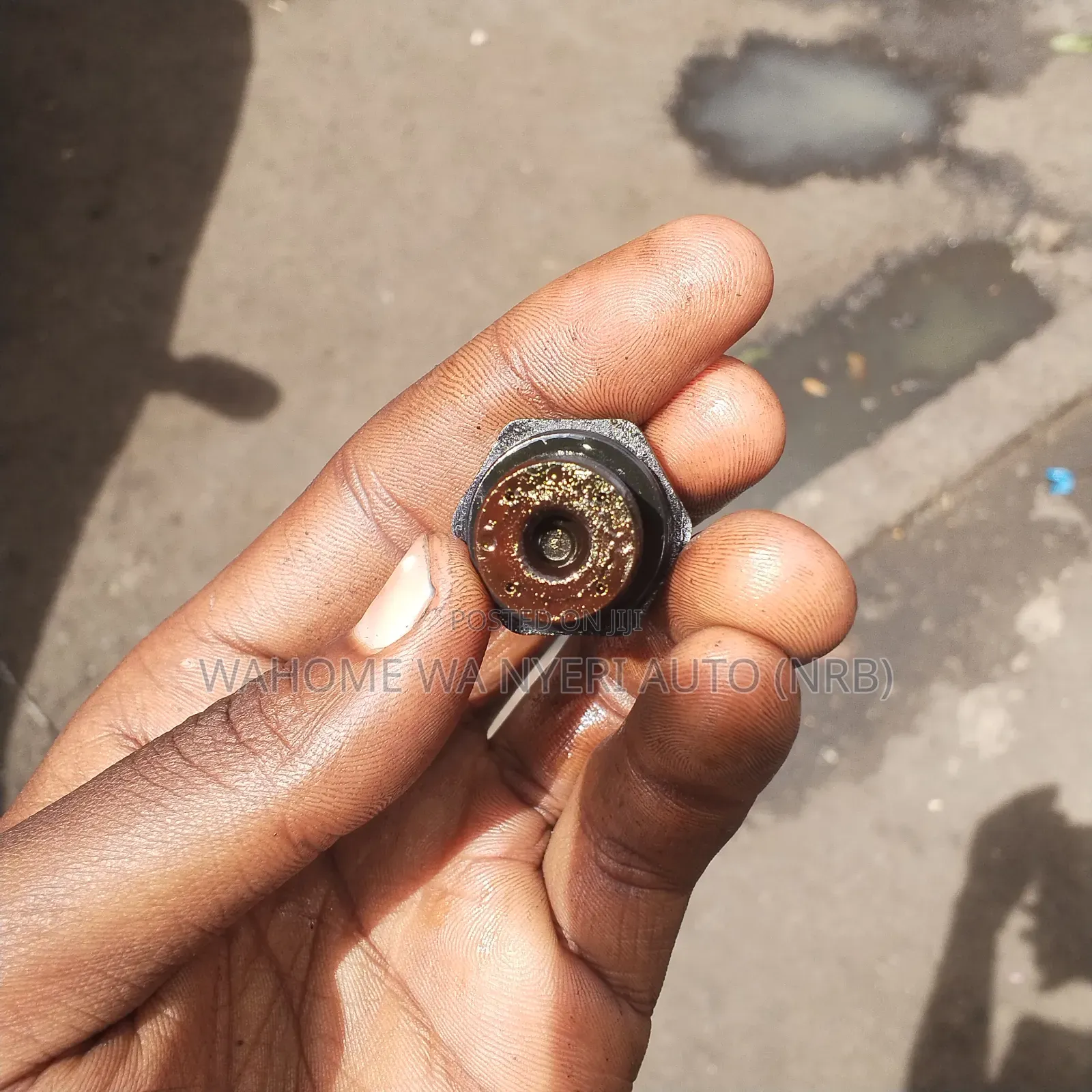 Pressure Valve for Nissan