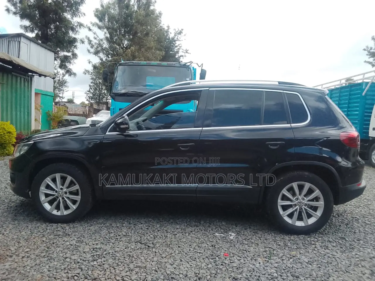 Volkswagen Tiguan 2011 Black
