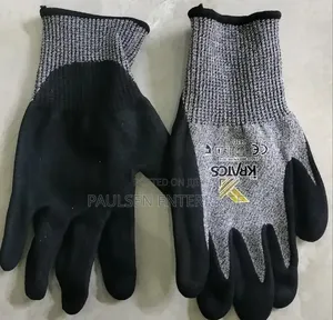 En 388 Cut Resistant Gloves