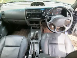 Mitsubishi L200 2004 Blue