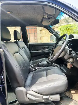 Mitsubishi L200 2004 Blue