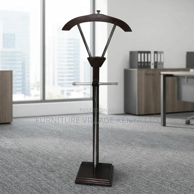 Mahogany Executive Director's Office Coat Hanger - thumbnail 3