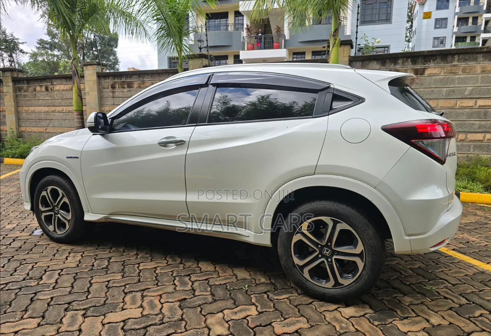 Honda Vezel 2017 White