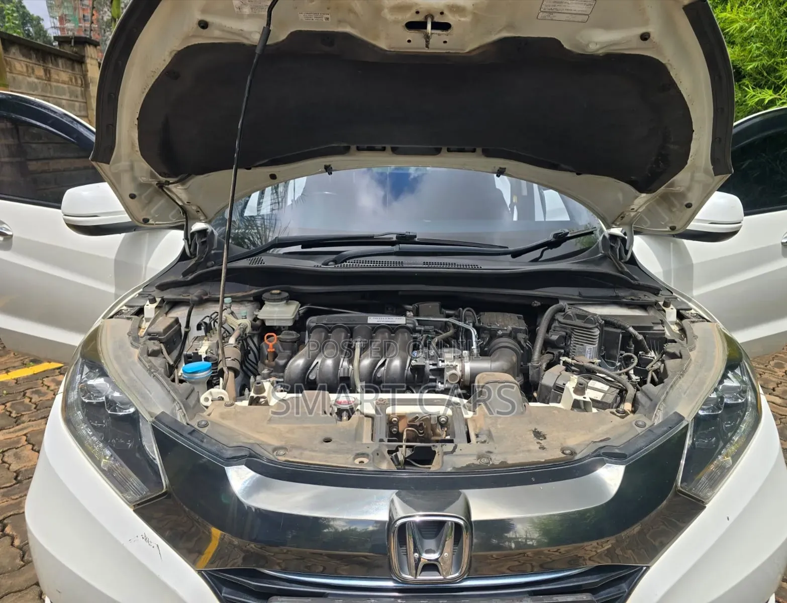 Honda Vezel 2017 White