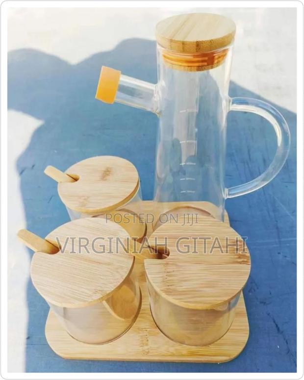 4pcs Oil Jar Set With Bamboo Stand