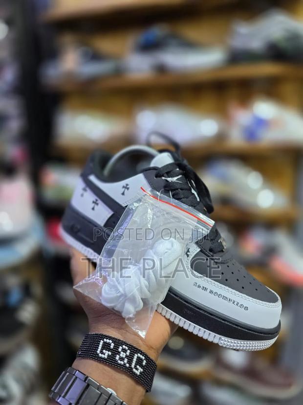 Airforce 1 Customized Sneakers