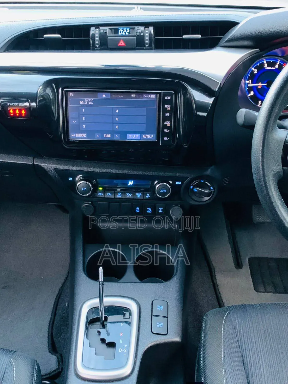 Toyota Hilux 2020 White