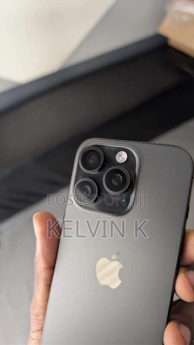 Apple iPhone 16 Pro 256 GB Black - thumbnail 6