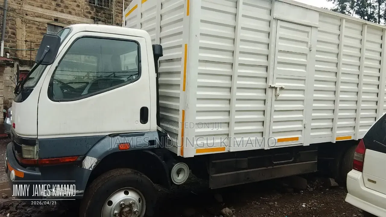 Mitsubishi Fh Truck 215 2010 White on Sale