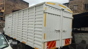 Mitsubishi Fh Truck 215 2010 White on Sale