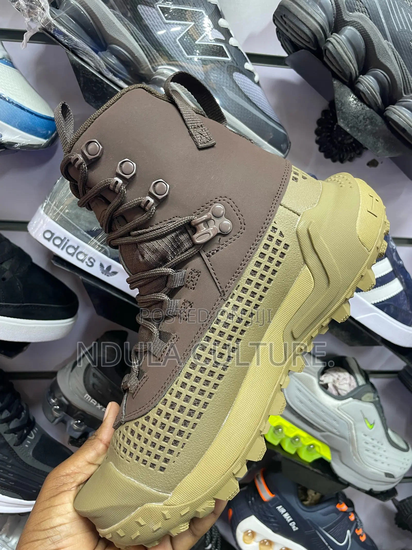 Under Armour Hovr Raider Boots