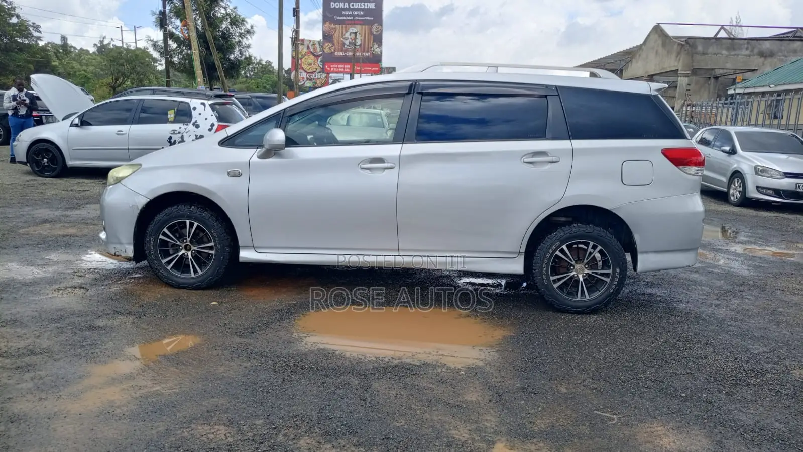 Toyota Wish 2011 Silver