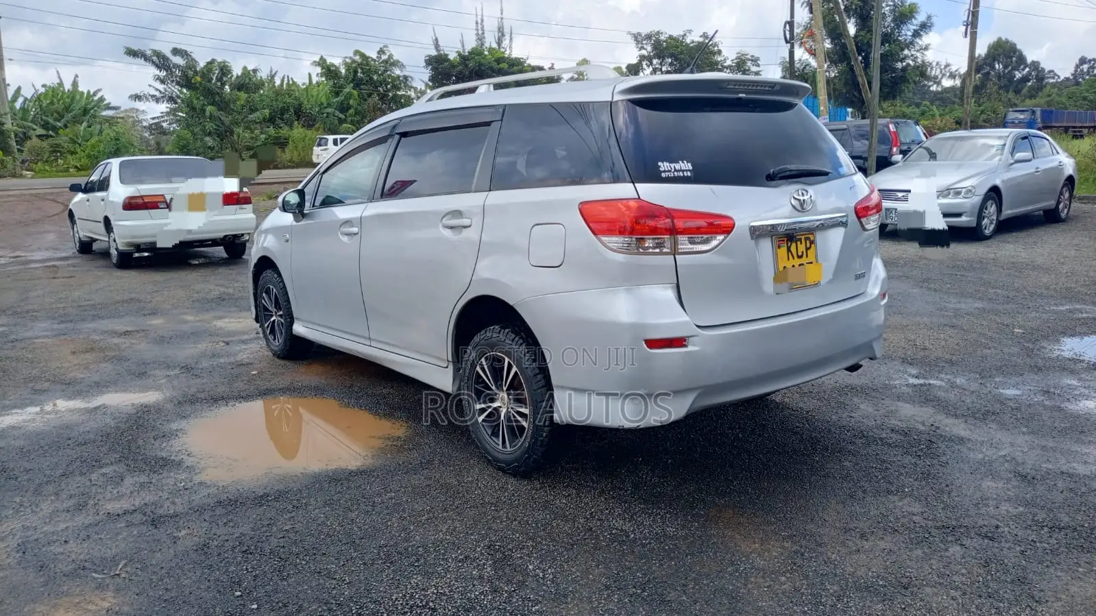 Toyota Wish 2011 Silver