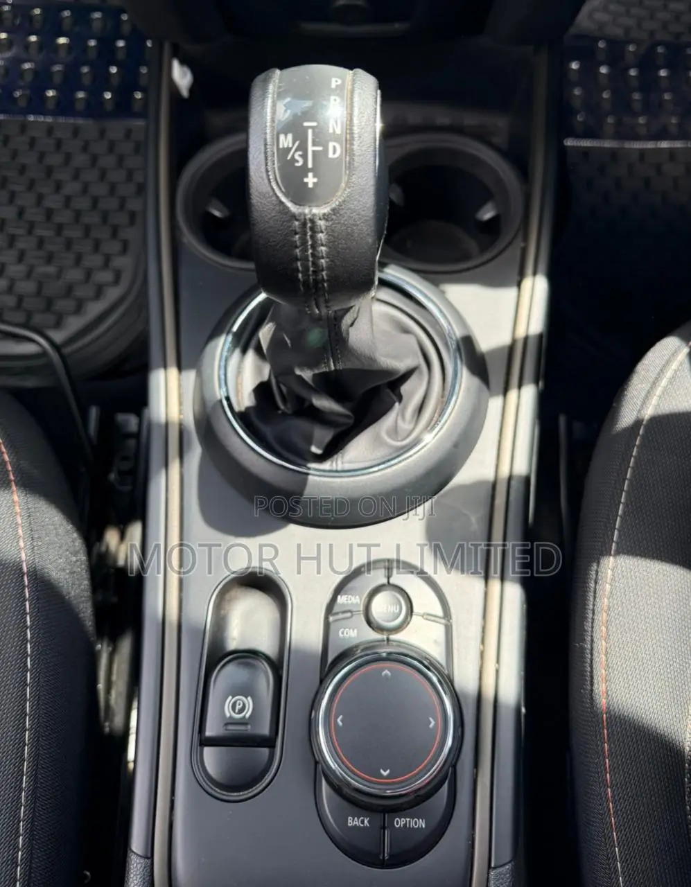 Mini Cooper 2017 Blue