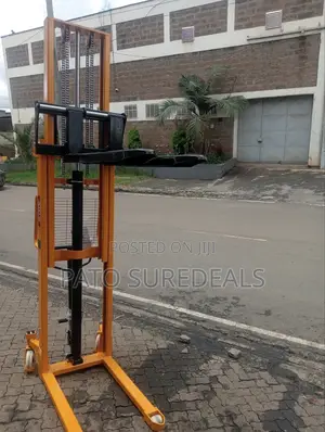 3m Lift Height Pallet Stacker 1.5ton