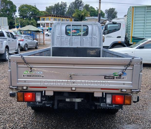 Unregistered Isuzu Elf 2019 - thumbnail 3