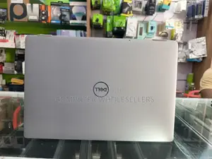 Laptop Dell Latitude 5320 16GB Intel Core i7 SSD 256GB
