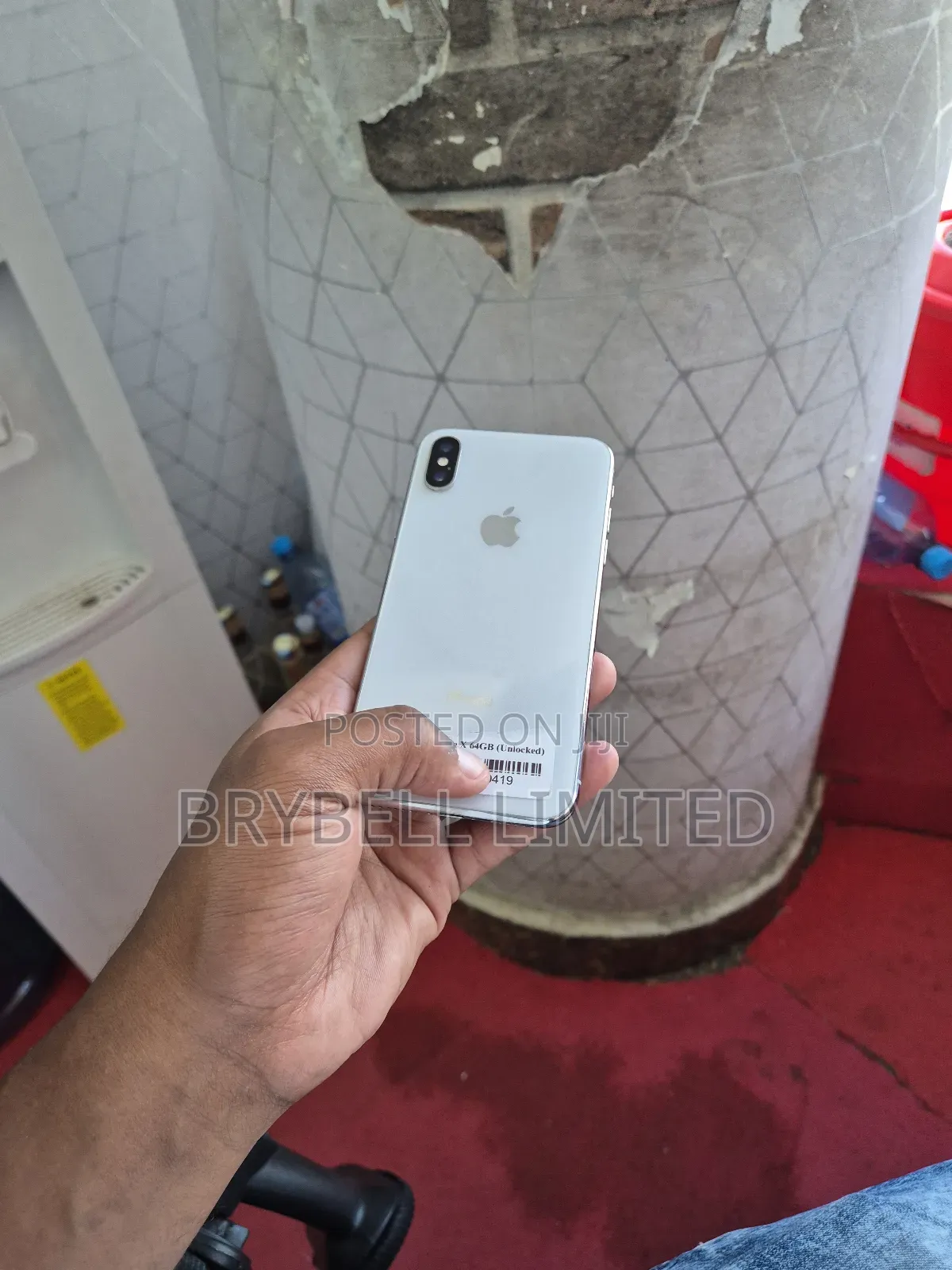 Apple iPhone X 64 GB White