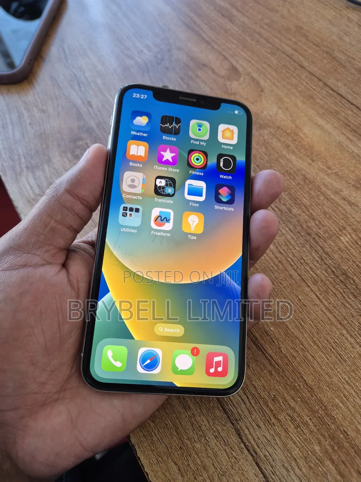 Apple iPhone X 64 GB White