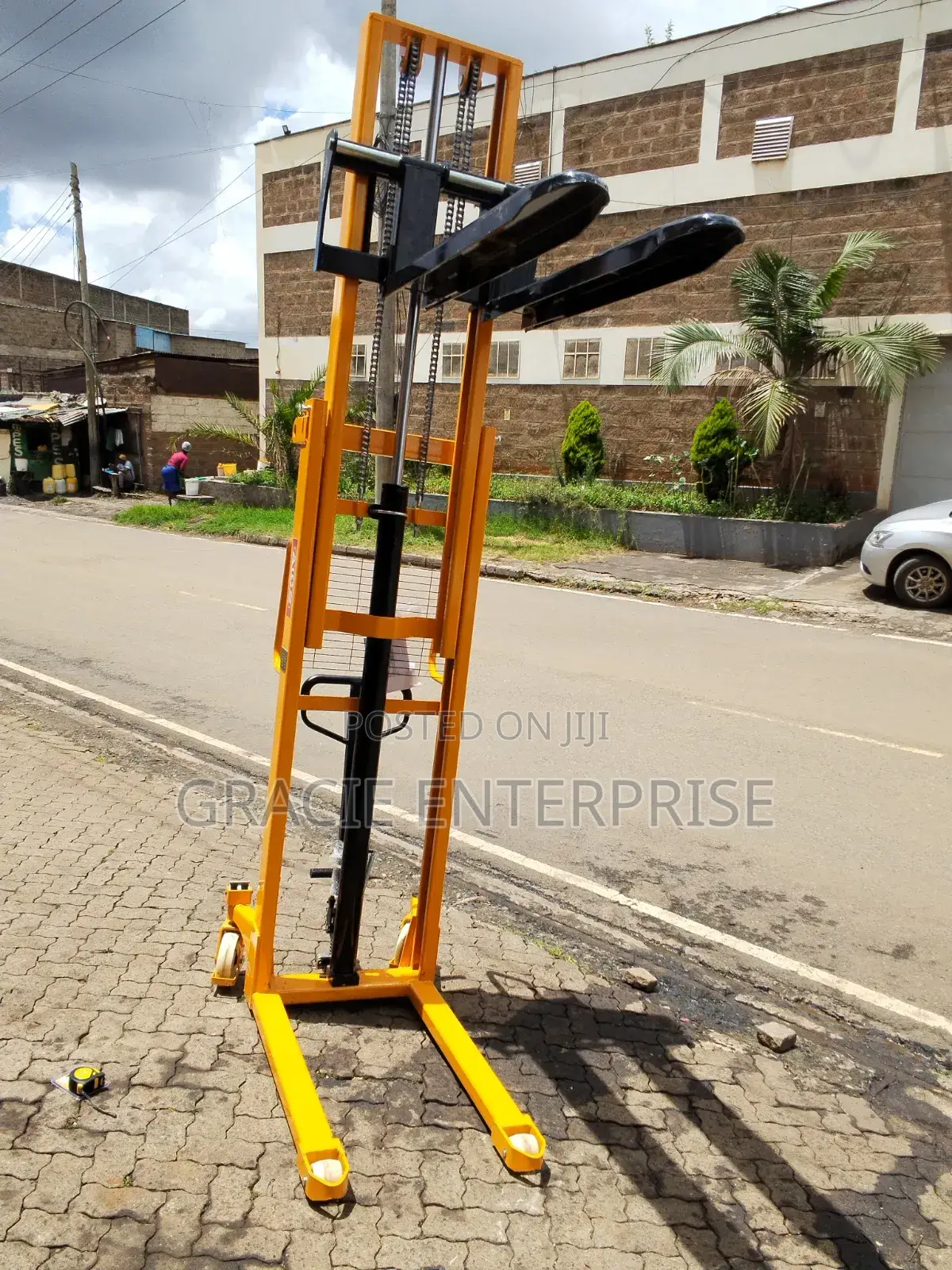 Manual Hydraulic Pallet Stacker