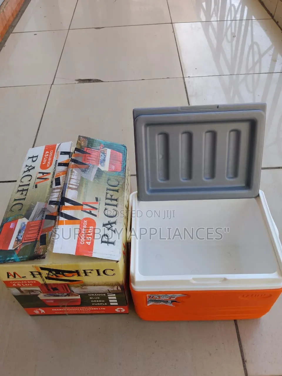Pacific 4.5 Litres Ice Cooler Box – Compact Travel Picnic Cooler