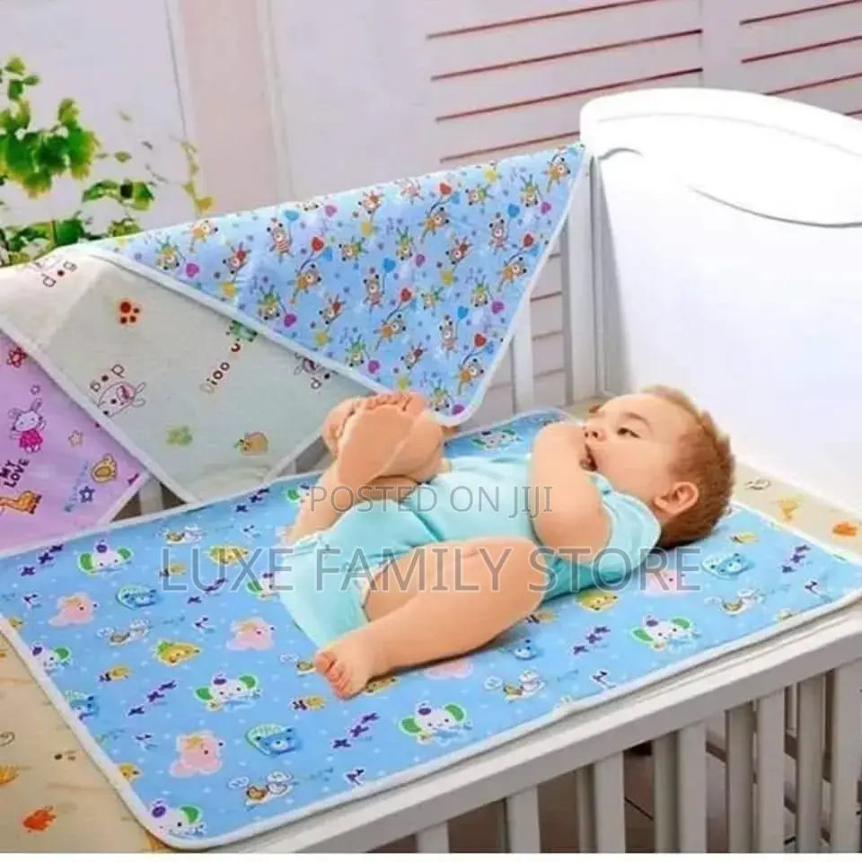 Waterproof Baby Changing Mat / Urine Pad 