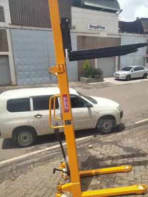 Warehouse Folk Lift/Manual Stacker 1.5ton/3m