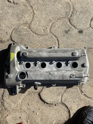 Engine Top Cover(1nz)
