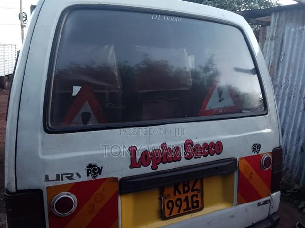 Nissan Caravan (Urvan) 2017 White - thumbnail 3