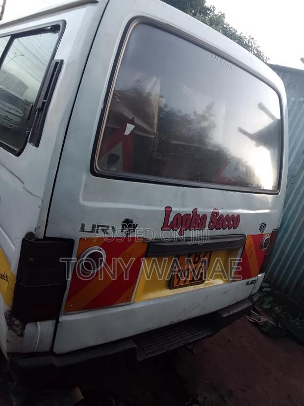 Nissan Caravan (Urvan) 2017 White - thumbnail 4