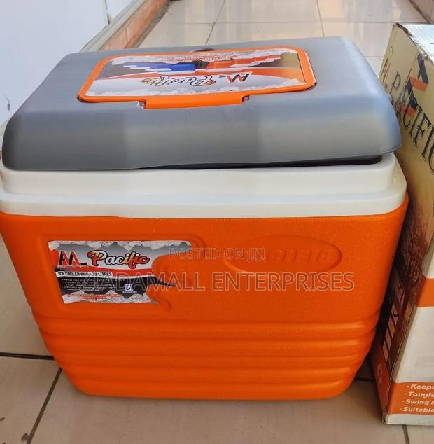 Pacific Cooler Box 32 Litres Spacious Reliable Cooling –