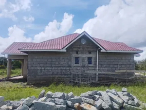 3bdrm Bungalow in Gatuanyaga for sale