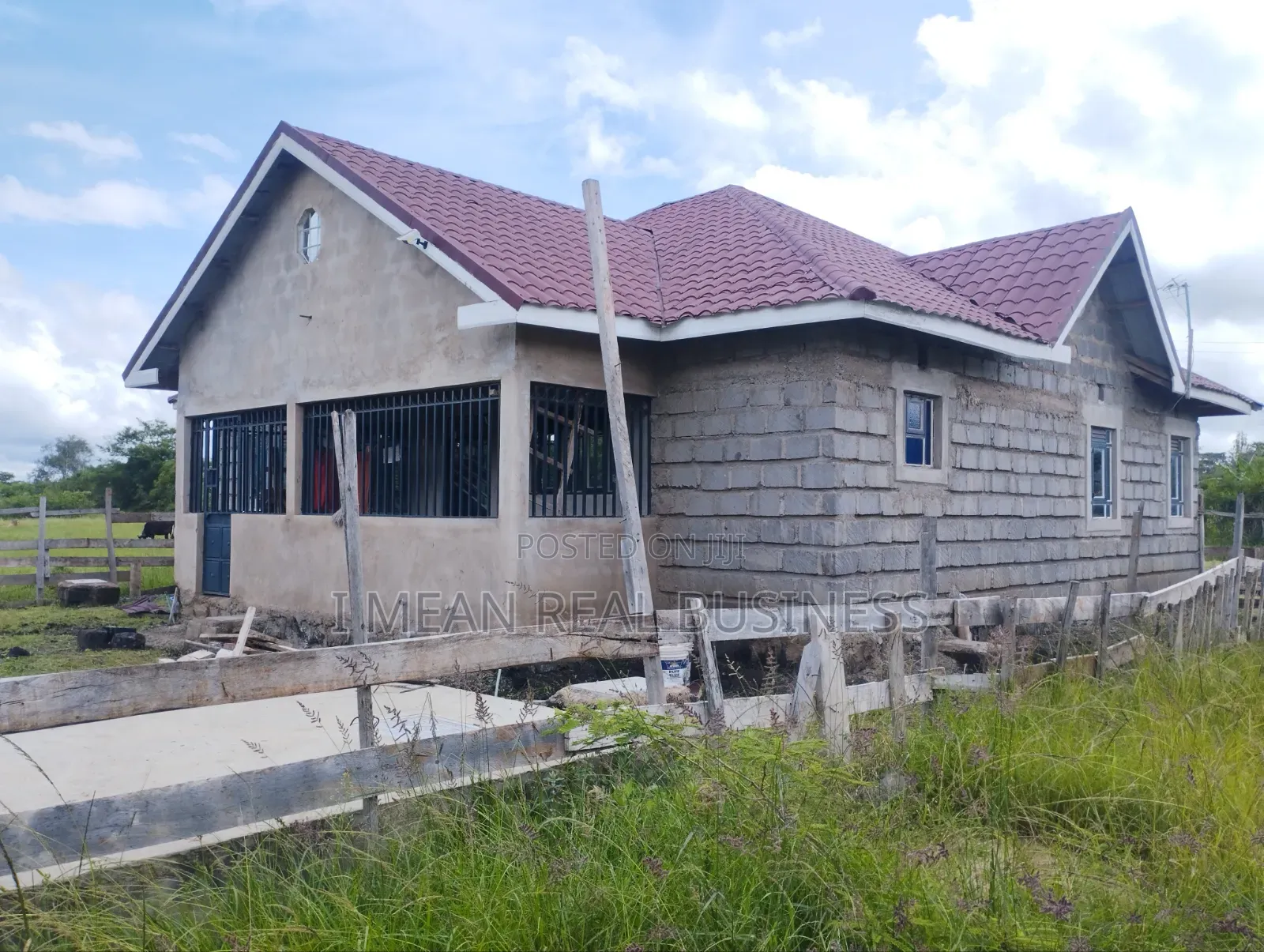 3bdrm Bungalow in Gatuanyaga for sale