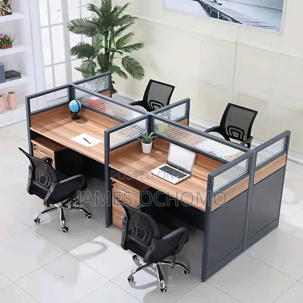 4 Way Working Station - thumbnail 2