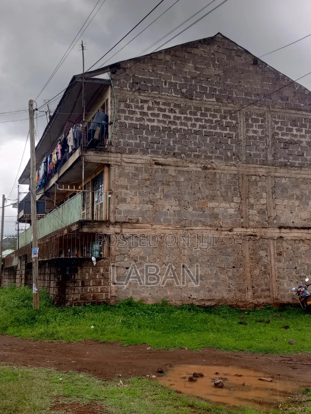 1bdrm Block of Flats in Toll for sale