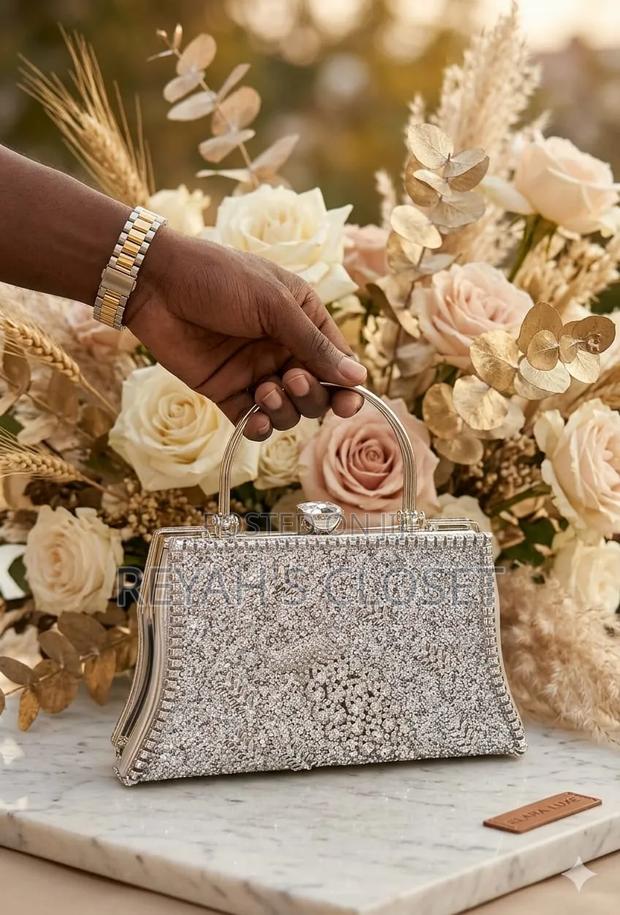 Clutch Bags - thumbnail 4