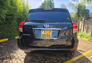 Toyota Vanguard 2012 Black