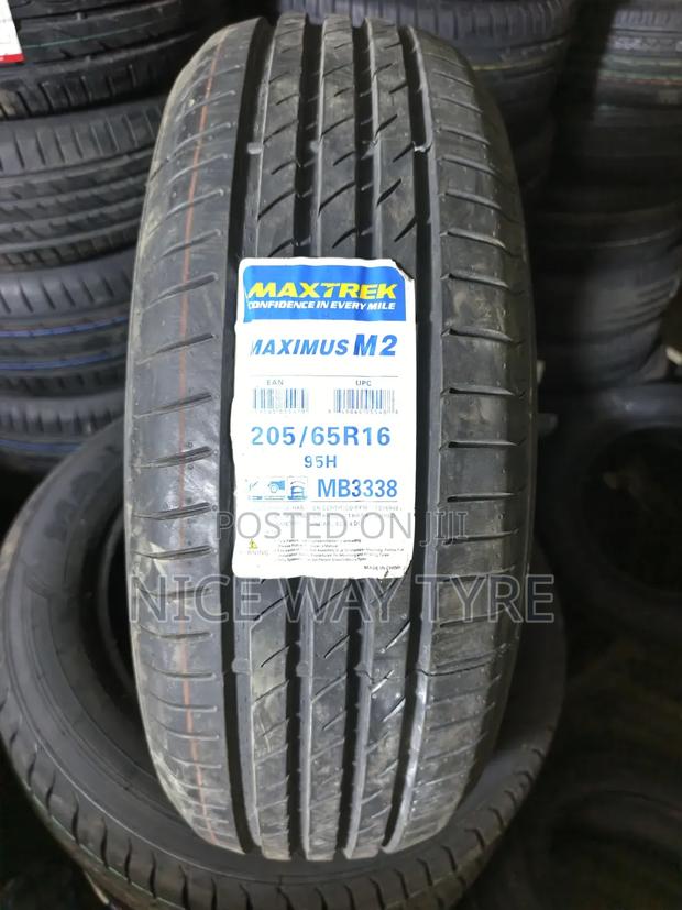 205/65r16 Maxtrek - main view