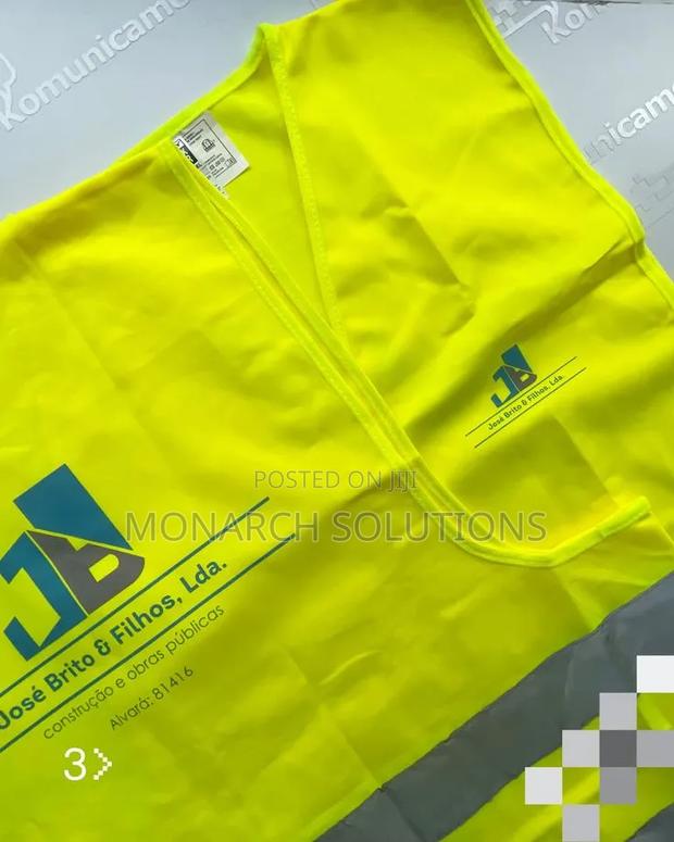 We Brand Reflector
