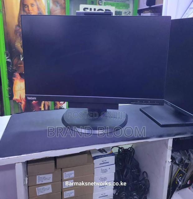 Lenovo 22 Inches Frameless