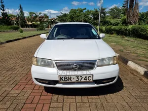 Nissan Sunny 2004 Off white