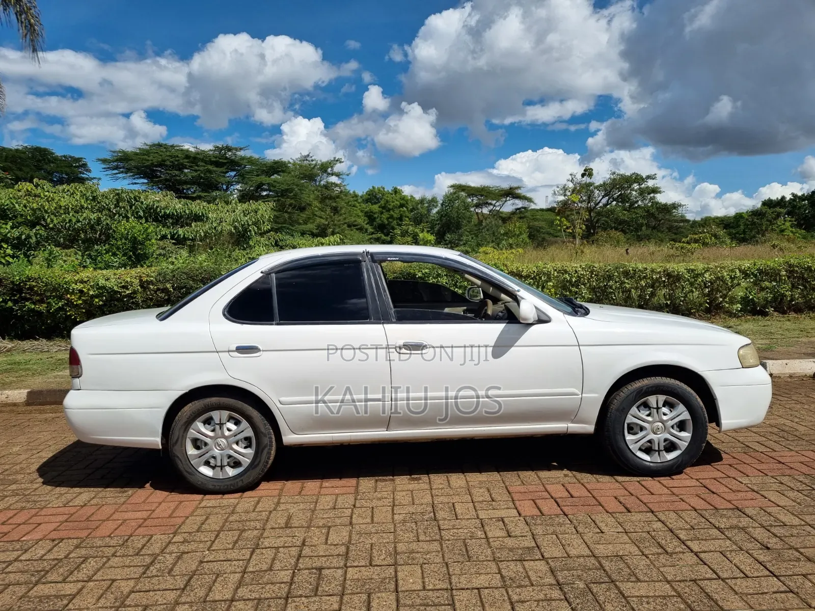 Nissan Sunny 2004 Off white