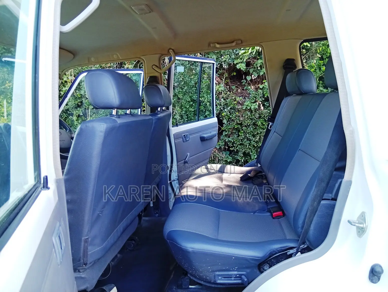 Toyota Land Cruiser 2018 White