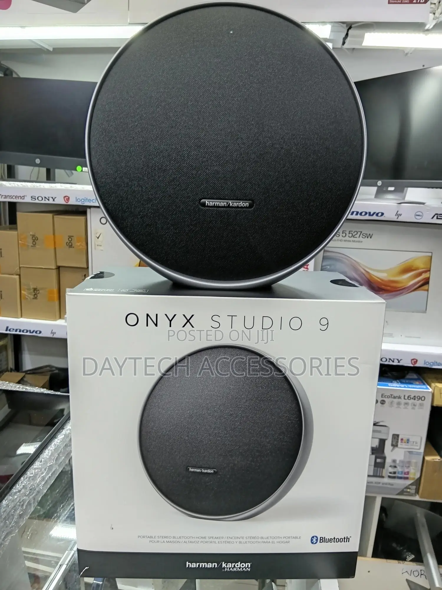 Harman Kardon Onyx Studio 9 Portable Bluetooth Home Speaker.