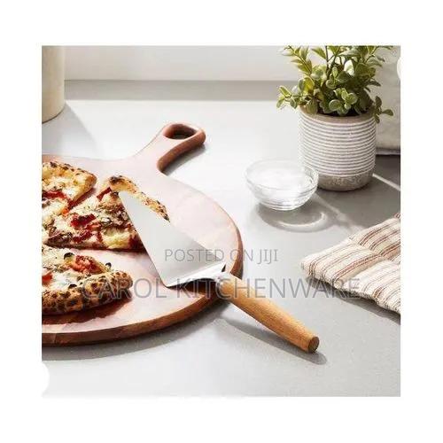 Wooden Triangle Cake Scoop - main view
