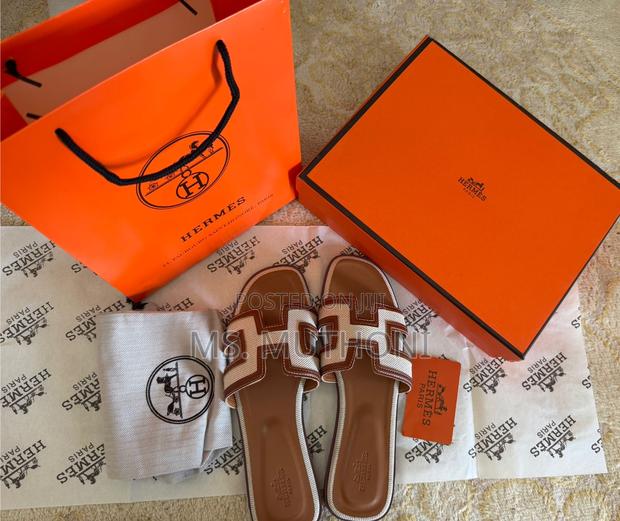 Hermès Oran Sandals ( Boxed ) - main view