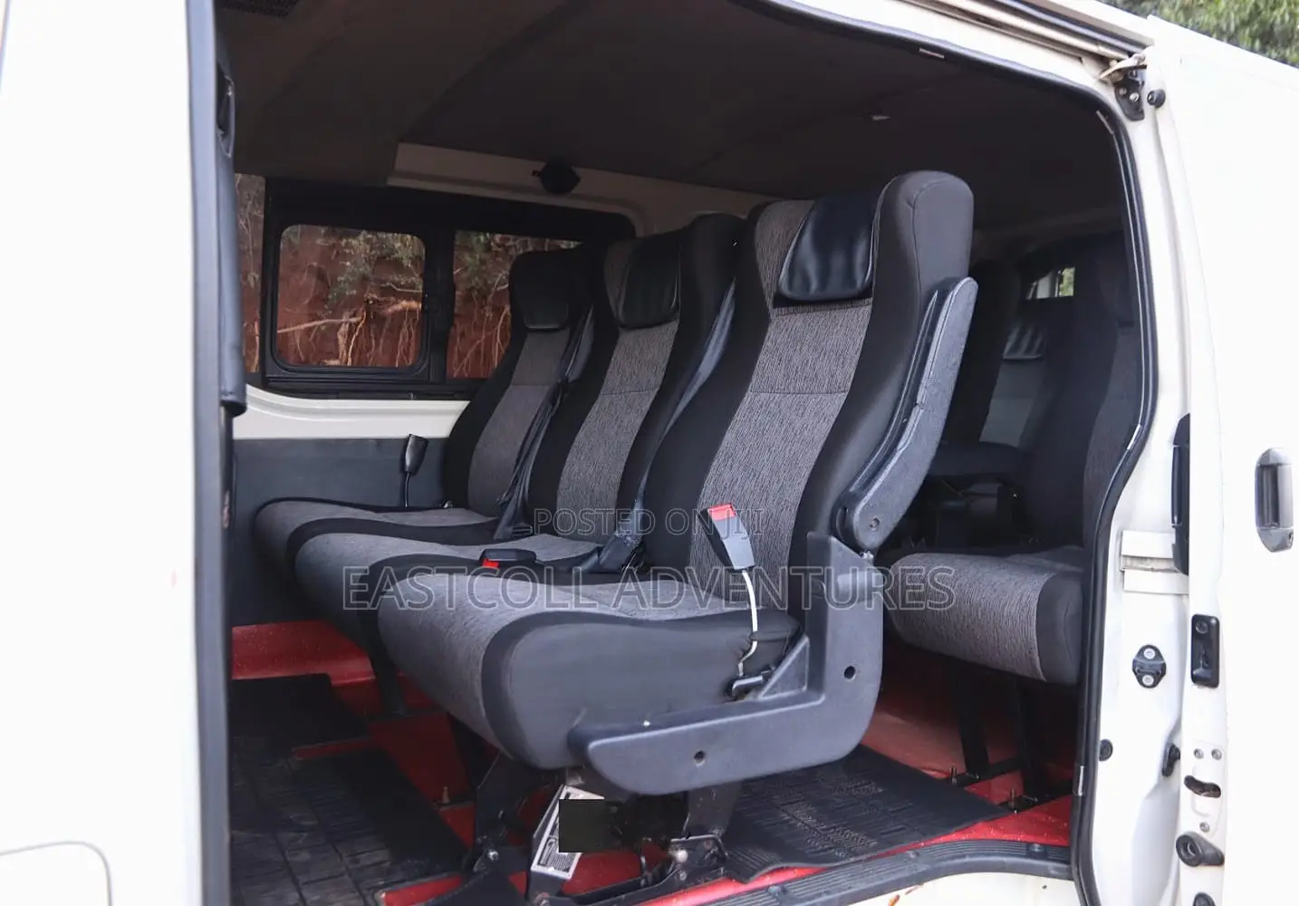 Executive Van Hiace Nairobi - Toyota Hiace With Driver (10 Seater)
