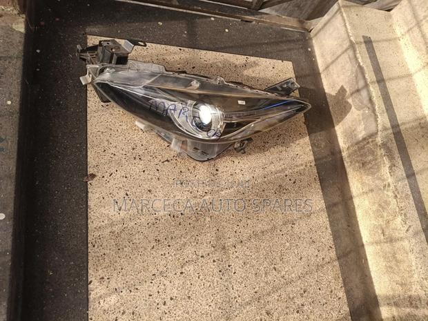 Headlight Mazda Axela (Engrave Letter J) - thumbnail 2