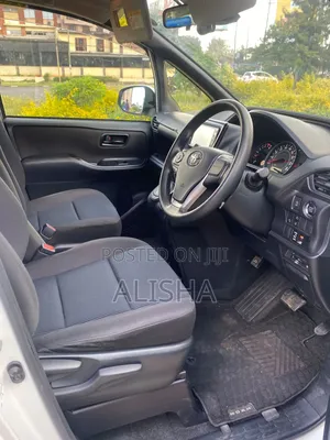Toyota Noah 2020 White